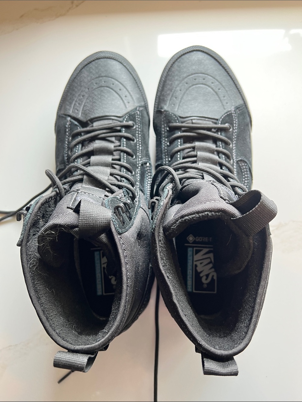 MTE Sk8-Hi GORE-TEX Insulated Boot - Picture 3 of 8